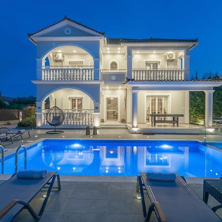 Luxury Villa Vanato & Pool Koukounaria Exterior photo