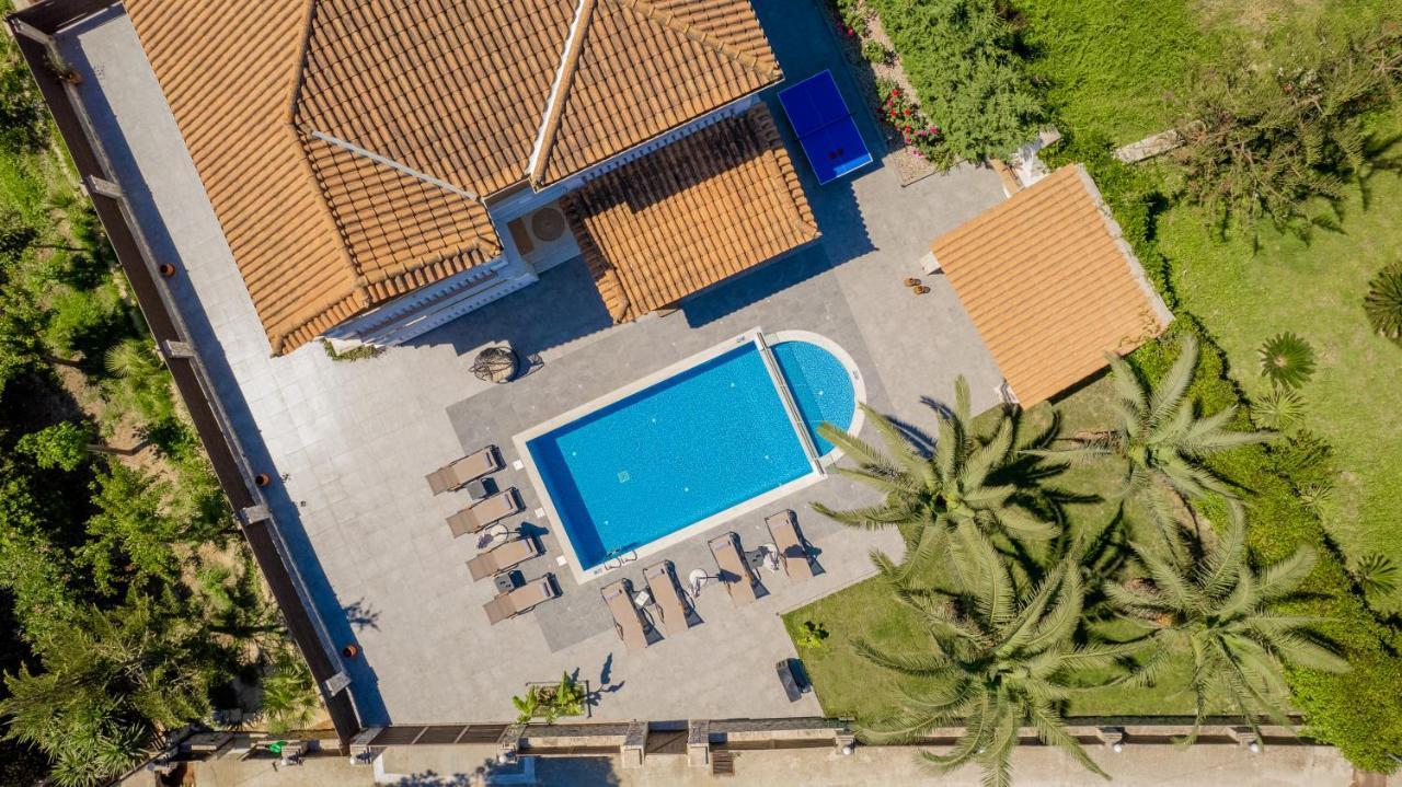 Luxury Villa Vanato & Pool Koukounaria Exterior photo