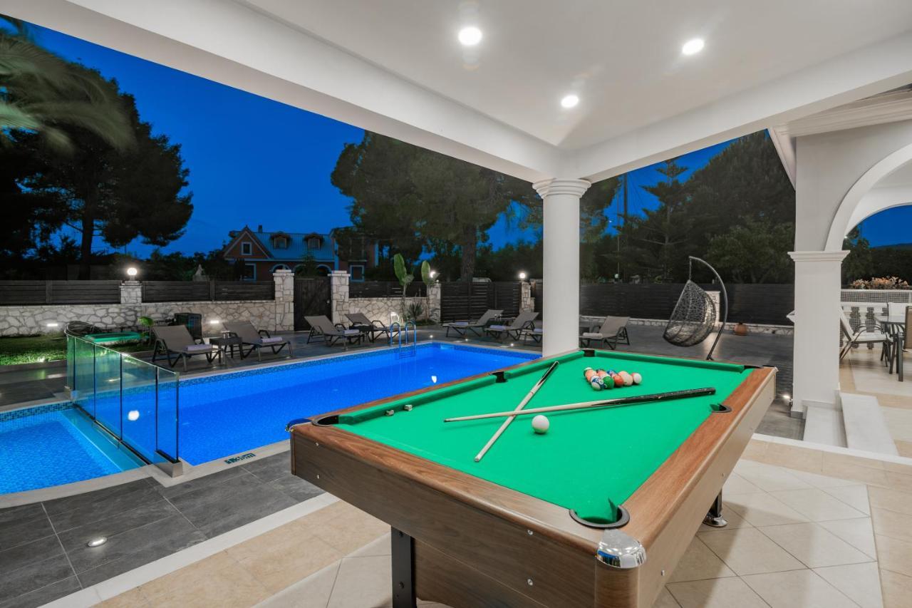 Luxury Villa Vanato & Pool Koukounaria Exterior photo