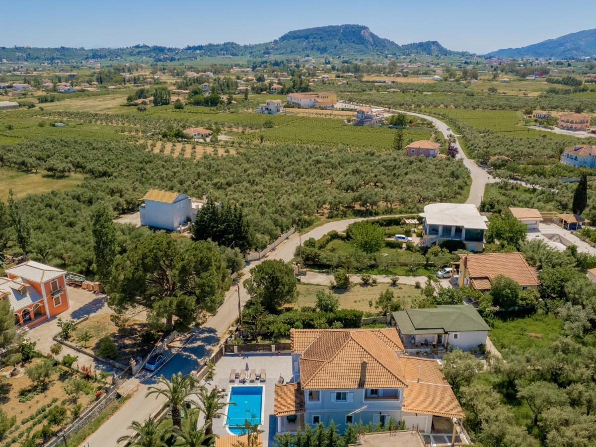 Luxury Villa Vanato & Pool Koukounaria Exterior photo