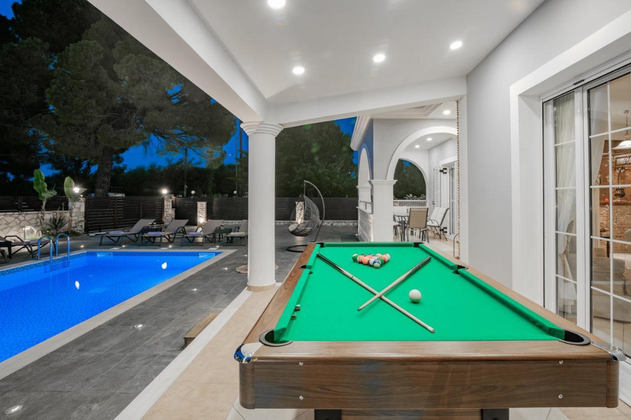 Luxury Villa Vanato & Pool Koukounaria Exterior photo